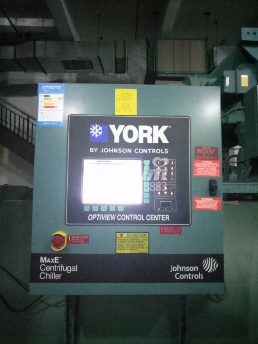 打破原有不合理的空調(diào)系統(tǒng)配置，進(jìn)行中央空調(diào)節(jié)能改造