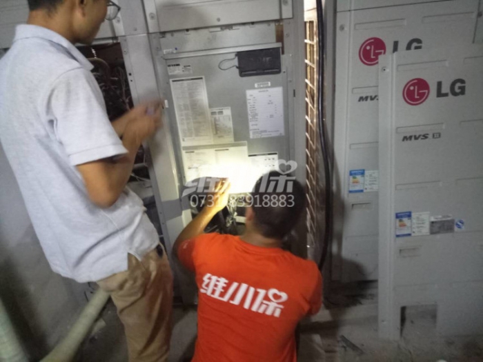 中央空調(diào)風(fēng)道清洗步驟